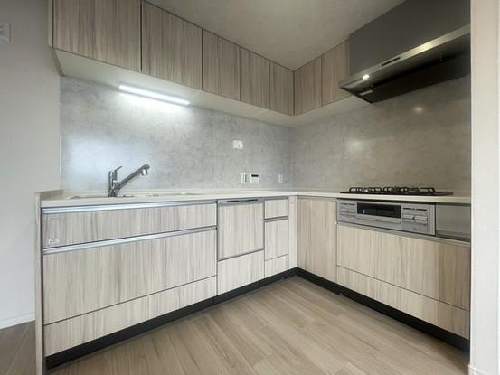 apartment 埼玉県上尾市谷津２丁目２番１号ショーサンプラザ５Ｆ