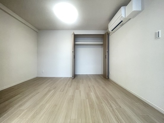 apartment 埼玉県上尾市谷津２丁目２番１号ショーサンプラザ５Ｆ