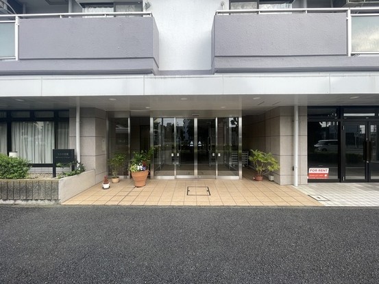 apartment 埼玉県上尾市谷津２丁目２番１号ショーサンプラザ５Ｆ