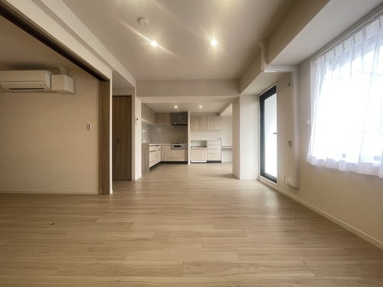 apartment 埼玉県上尾市谷津２丁目２番１号ショーサンプラザ５Ｆ