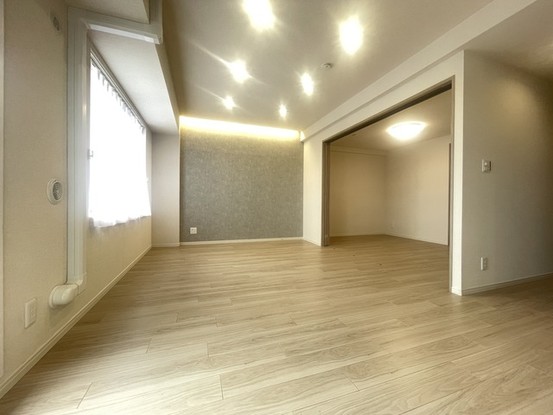 apartment 埼玉県上尾市谷津２丁目２番１号ショーサンプラザ５Ｆ