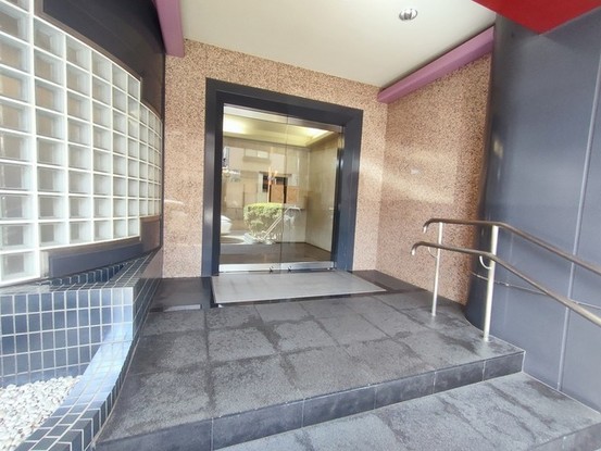 apartment 埼玉県上尾市谷津２丁目２番１号ショーサンプラザ５Ｆ
