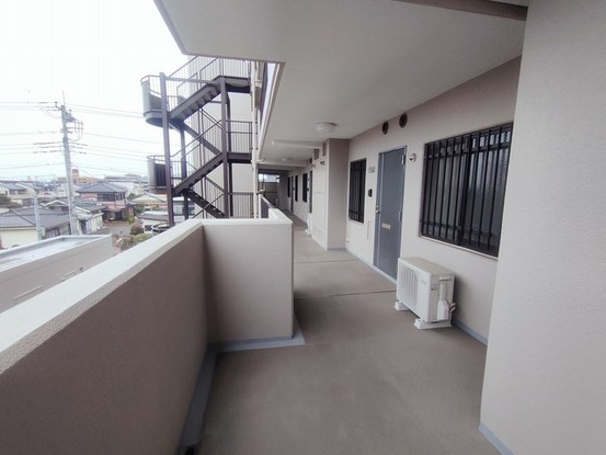 apartment 埼玉県上尾市谷津２丁目２番１号ショーサンプラザ５Ｆ