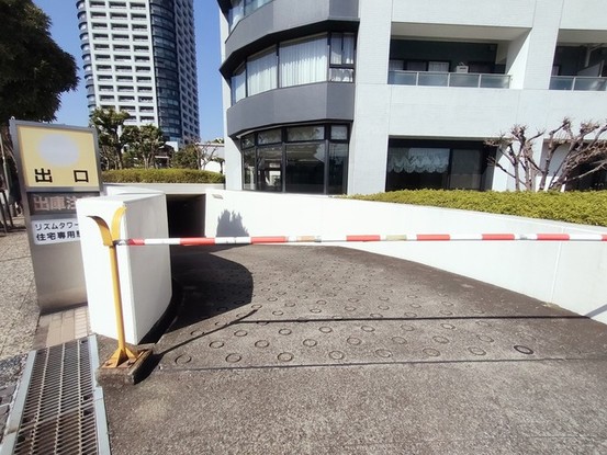 apartment 埼玉県上尾市谷津２丁目２番１号ショーサンプラザ５Ｆ
