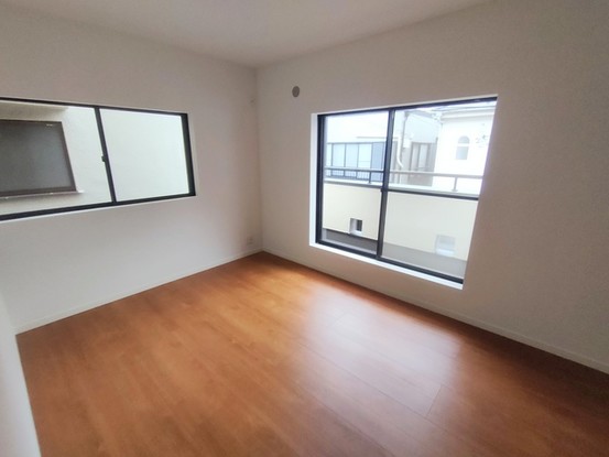 apartment 埼玉県上尾市谷津２丁目２番１号ショーサンプラザ５Ｆ