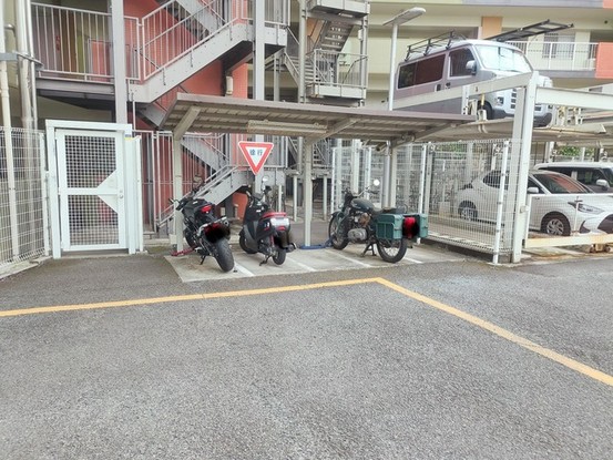apartment 埼玉県上尾市谷津２丁目２番１号ショーサンプラザ５Ｆ