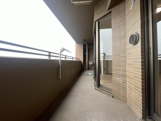 apartment 埼玉県上尾市谷津２丁目２番１号ショーサンプラザ５Ｆ