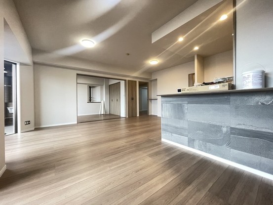 apartment 埼玉県上尾市谷津２丁目２番１号ショーサンプラザ５Ｆ