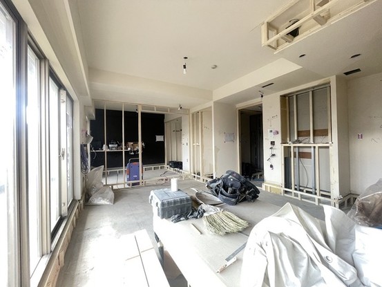 apartment 埼玉県上尾市谷津２丁目２番１号ショーサンプラザ５Ｆ