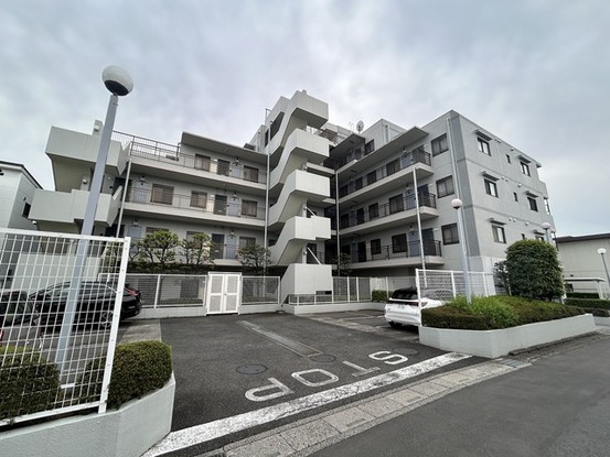 apartment 埼玉県上尾市谷津２丁目２番１号ショーサンプラザ５Ｆ