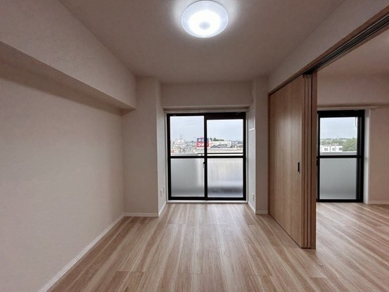 apartment 埼玉県上尾市谷津２丁目２番１号ショーサンプラザ５Ｆ