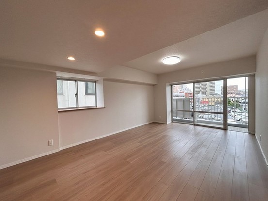 apartment 埼玉県上尾市谷津２丁目２番１号ショーサンプラザ５Ｆ
