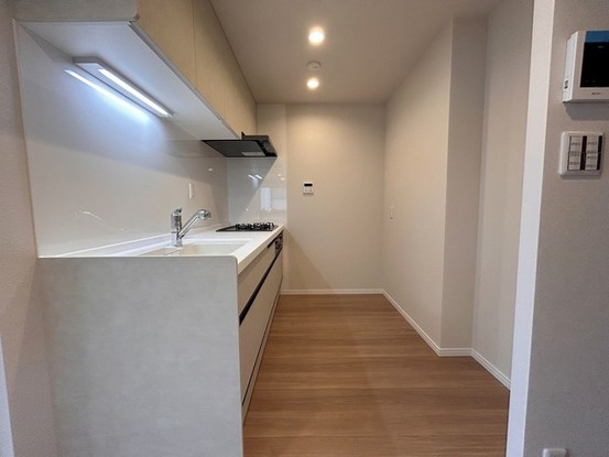 apartment 埼玉県上尾市谷津２丁目２番１号ショーサンプラザ５Ｆ