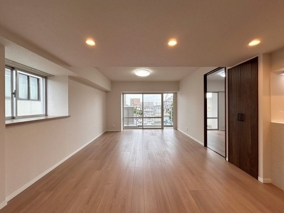 apartment 埼玉県上尾市谷津２丁目２番１号ショーサンプラザ５Ｆ
