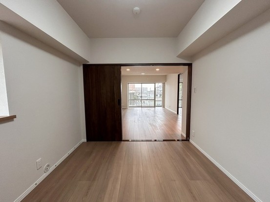 apartment 埼玉県上尾市谷津２丁目２番１号ショーサンプラザ５Ｆ