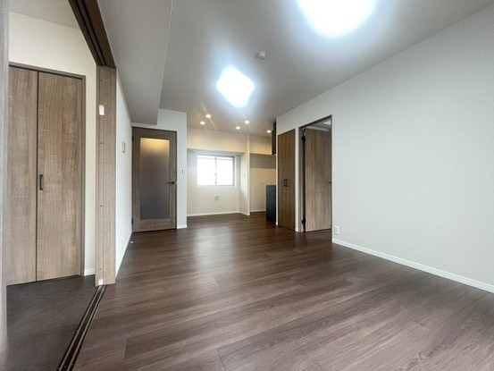 apartment 埼玉県上尾市谷津２丁目２番１号ショーサンプラザ５Ｆ
