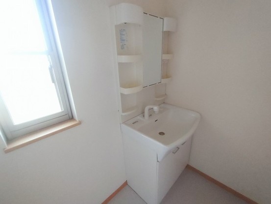 apartment 埼玉県上尾市谷津２丁目２番１号ショーサンプラザ５Ｆ