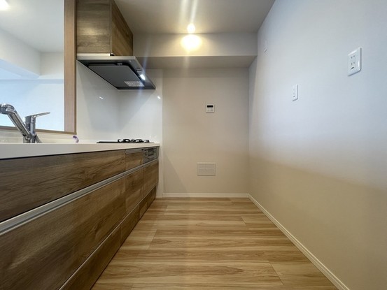 apartment 埼玉県上尾市谷津２丁目２番１号ショーサンプラザ５Ｆ
