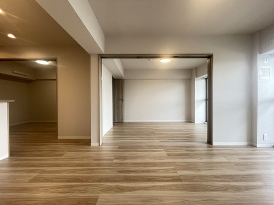 apartment 埼玉県上尾市谷津２丁目２番１号ショーサンプラザ５Ｆ