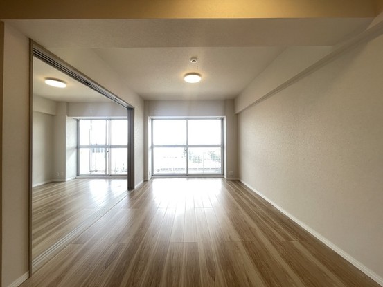 apartment 埼玉県上尾市谷津２丁目２番１号ショーサンプラザ５Ｆ