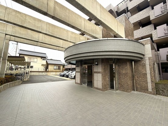 apartment 埼玉県上尾市谷津２丁目２番１号ショーサンプラザ５Ｆ
