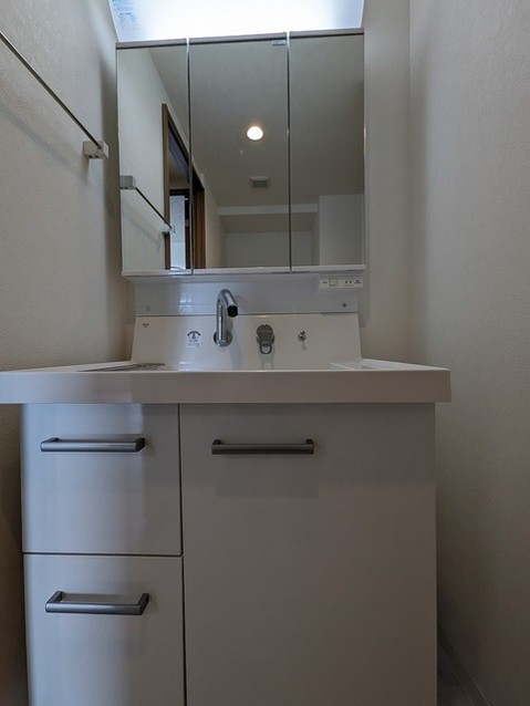 apartment 埼玉県上尾市谷津２丁目２番１号ショーサンプラザ５Ｆ