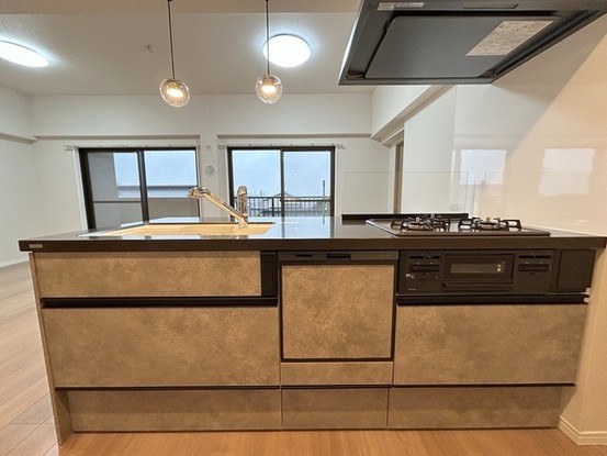 apartment 埼玉県上尾市谷津２丁目２番１号ショーサンプラザ５Ｆ