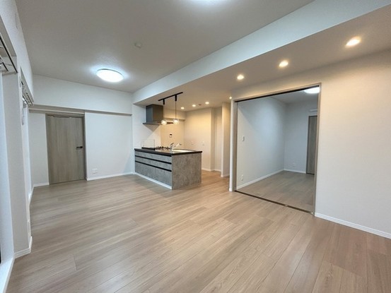 apartment 埼玉県上尾市谷津２丁目２番１号ショーサンプラザ５Ｆ