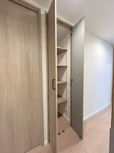 apartment 埼玉県上尾市谷津２丁目２番１号ショーサンプラザ５Ｆ