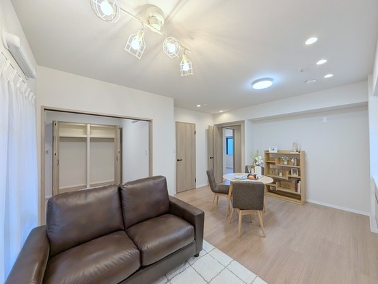apartment 埼玉県上尾市谷津２丁目２番１号ショーサンプラザ５Ｆ