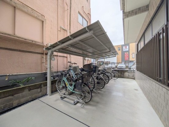 apartment 埼玉県上尾市谷津２丁目２番１号ショーサンプラザ５Ｆ