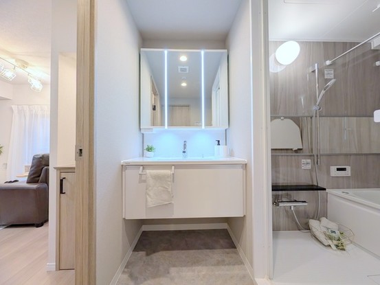 apartment 埼玉県上尾市谷津２丁目２番１号ショーサンプラザ５Ｆ