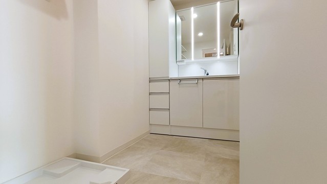 apartment 埼玉県上尾市谷津２丁目２番１号ショーサンプラザ５Ｆ