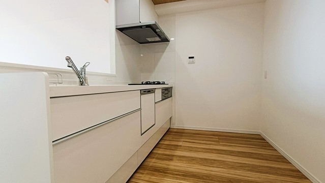 apartment 埼玉県上尾市谷津２丁目２番１号ショーサンプラザ５Ｆ