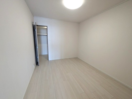 apartment 埼玉県上尾市谷津２丁目２番１号ショーサンプラザ５Ｆ