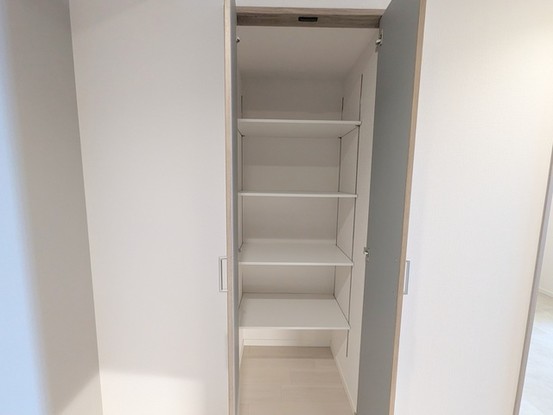 apartment 埼玉県上尾市谷津２丁目２番１号ショーサンプラザ５Ｆ