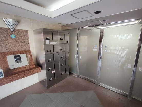 apartment 埼玉県上尾市谷津２丁目２番１号ショーサンプラザ５Ｆ