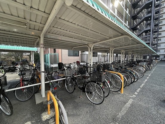 apartment 埼玉県上尾市谷津２丁目２番１号ショーサンプラザ５Ｆ