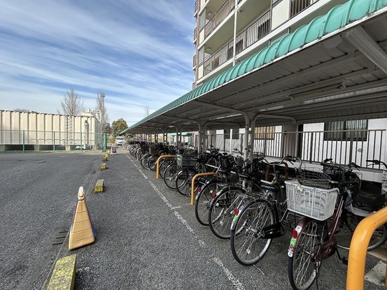 apartment 埼玉県上尾市谷津２丁目２番１号ショーサンプラザ５Ｆ