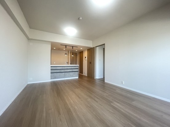 apartment 埼玉県上尾市谷津２丁目２番１号ショーサンプラザ５Ｆ