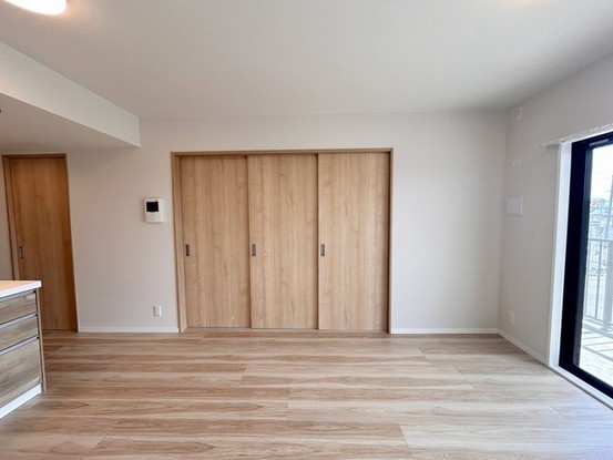 apartment 埼玉県上尾市谷津２丁目２番１号ショーサンプラザ５Ｆ