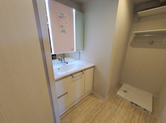 apartment 埼玉県上尾市谷津２丁目２番１号ショーサンプラザ５Ｆ