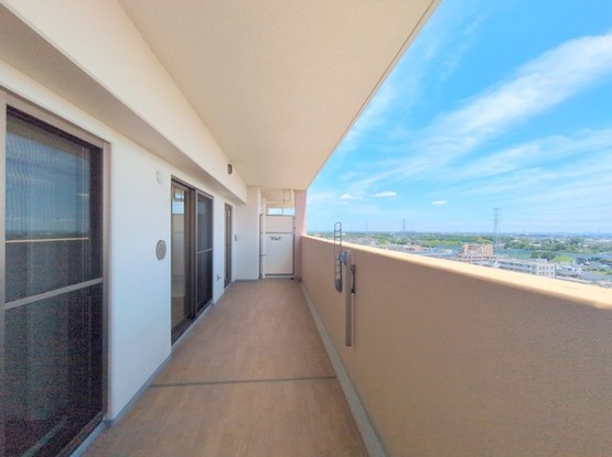 apartment 埼玉県上尾市谷津２丁目２番１号ショーサンプラザ５Ｆ