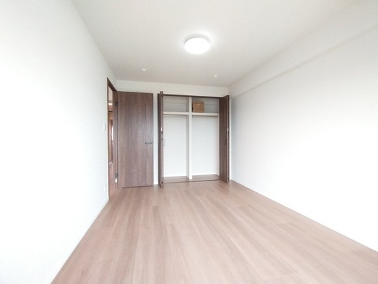 apartment 埼玉県上尾市谷津２丁目２番１号ショーサンプラザ５Ｆ