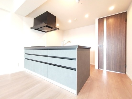 apartment 埼玉県上尾市谷津２丁目２番１号ショーサンプラザ５Ｆ