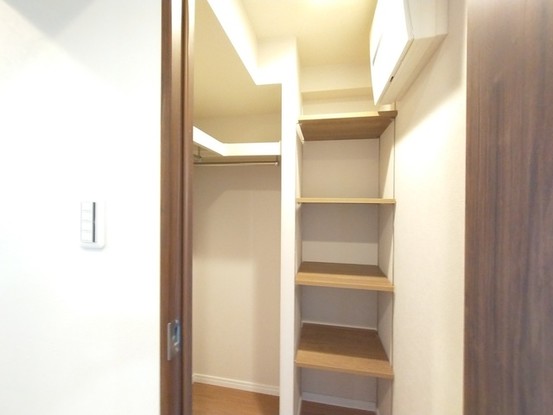apartment 埼玉県上尾市谷津２丁目２番１号ショーサンプラザ５Ｆ