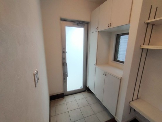 apartment 埼玉県上尾市谷津２丁目２番１号ショーサンプラザ５Ｆ