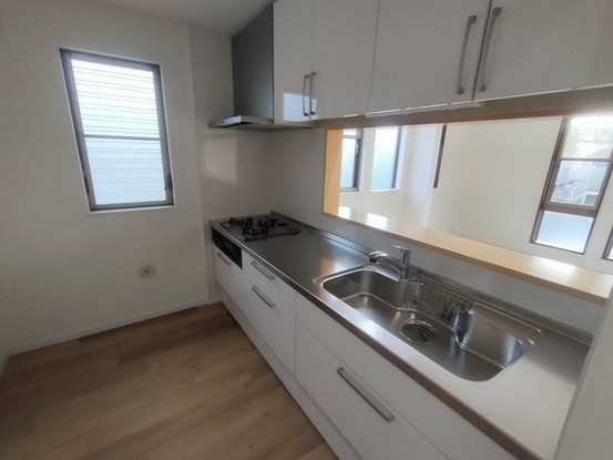 apartment 埼玉県上尾市谷津２丁目２番１号ショーサンプラザ５Ｆ