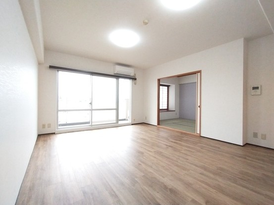 apartment 埼玉県上尾市谷津２丁目２番１号ショーサンプラザ５Ｆ