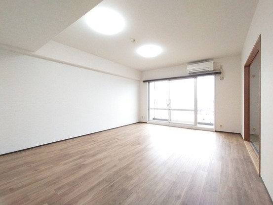 apartment 埼玉県上尾市谷津２丁目２番１号ショーサンプラザ５Ｆ